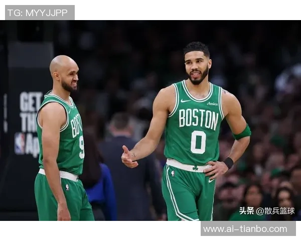 开拓者乐福赠送球衣给老乡塔图姆感谢他一直以来的支持与鼓励