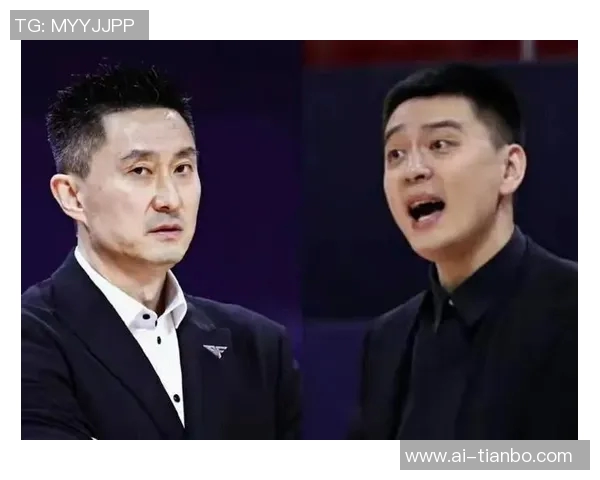 杨鸣与杜锋赛后微笑拥抱展现对输球的坦然态度